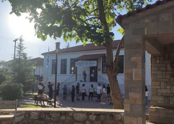 Συνεχίστηκαν οι αισθητικές παρεμβάσεις στην Τ.Κ. Ασβεστόπετρας από τον Δήμο Εορδαίας