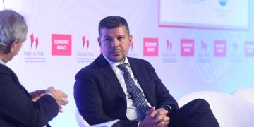 Γ. Στάσσης στο Economist: Το σχέδιο μετασχηματισμού της ΔΕΗ έχει σήμερα μεγαλύτερη αξία από ποτέ