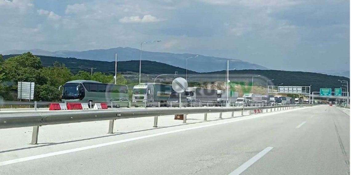 Εγνατία Οδός: Τροχαίο ατύχημα μέσα στη σήραγγα της Δωδώνης – Ουρά ακινητοποιημένων οχημάτων