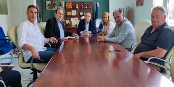 Στο ΕΒΕ Φλώρινας ο ΓΓ Επικοινωνιών και Ενημέρωσης – “Αρωγός στην προσπάθεια του Επιμελητηρίου”