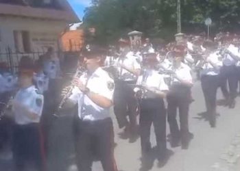 Ακούστε το “Μακεδονία Ξακουστή” από τη Φιλαρμονική Ορχήστρα του Δήμου Εορδαίας στην Πολωνία (βίντεο)