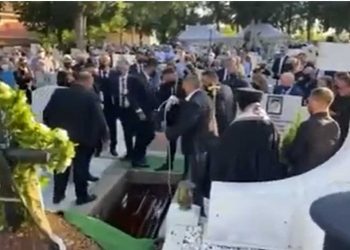 Το ύστατο χαίρε στον Νίκο Παπαγεωργίου – VIDEO