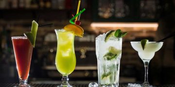 Πόσες θερμίδες έχουν τα πιο δημοφιλή κοκτέϊλ