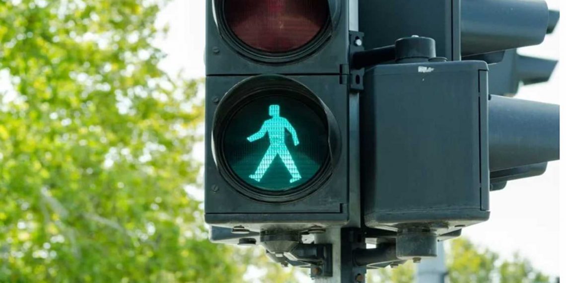 Πρόστιμα για πεζούς έως και 200 ευρώ!