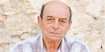 Μανούσος Μανουσάκης: Έκλεψαν το φορτηγό με τον εξοπλισμό για τα γυρίσματα στο «Κόκκινο Ποτάμι»