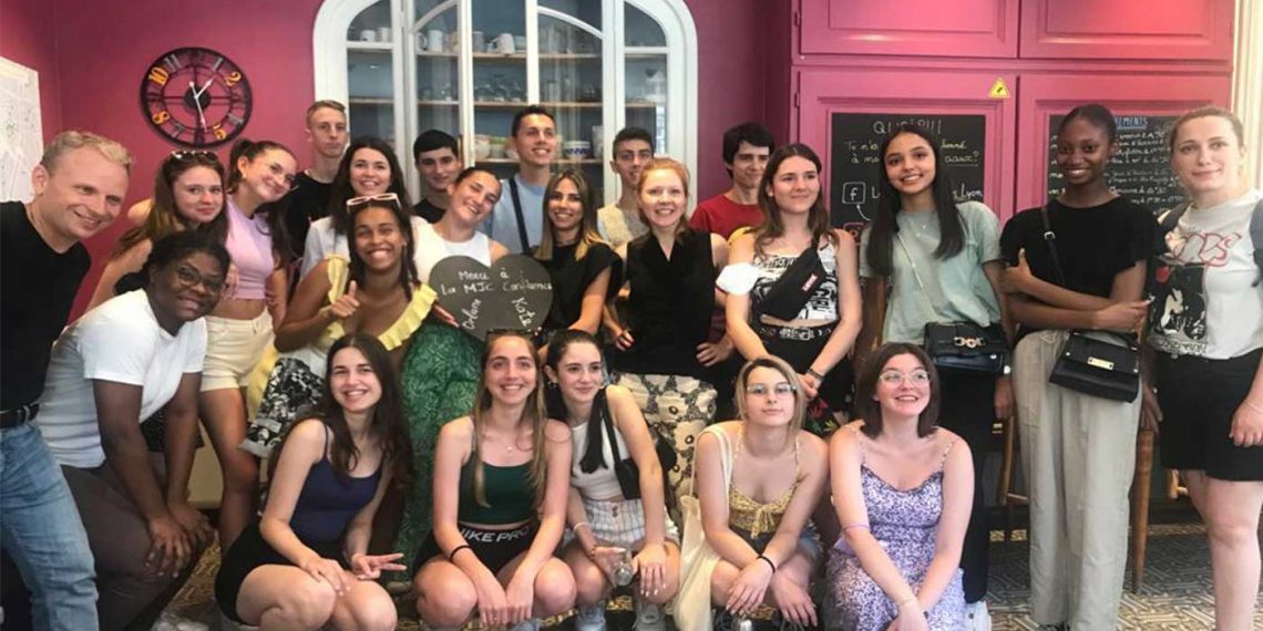 Οι Ενεργοί Νέοι Φλώρινας στη Λυών της Γαλλίας!