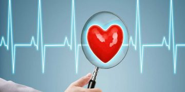 Τι επιβαρύνει την καρδιά μας; Αυτές οι 10 καθημερινές συνήθειες