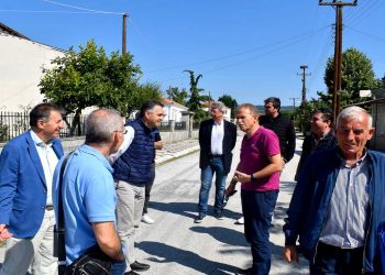 Δίκτυο καταγραφής διαφορικών καθιζήσεων εγκαθίσταται στα Βαλτόνερα – Επίσκεψη κλιμακίου από την περιφέρεια, παρουσία καθηγητή Εδαφοτεχνικής του ΑΠΘ