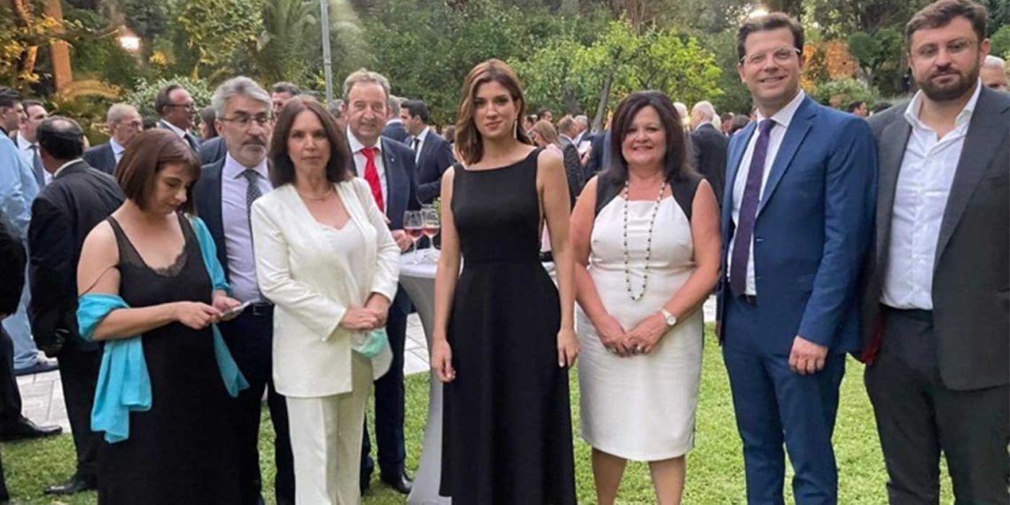 Καλλιόπη Βέττα: «Η Δημοκρατία και οι κατακτήσεις της Μεταπολίτευσης χρειάζονται συνεχή υπεράσπιση απέναντι στις ακροδεξιές και ανιστόρητες φωνές»