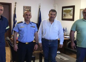 Εθιμοτυπική επίσκεψη στον Δήμαρχο Αμυνταίου από τον νέο Διοικητή Διοίκησης Πυροσβεστικών Υπηρεσιών νομού Κοζάνης