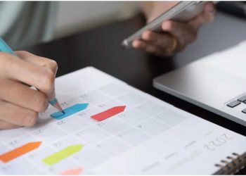 Αργίες: Πότε «πέφτουν» τα επόμενα τριήμερα του 2022