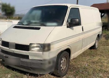 Ούτε ένα, ούτε δύο, 13 αλλοδαπούς μετέφερε παράνομα με  Ι.Χ.Φ. αυτοκίνητο 37χρονος αλλοδαπός σε περιοχή της Καστοριάς που συνελήφθη  