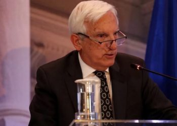 Θεμιστοκλής Δεμίρης: Ποιος είναι ο διπλωμάτης που αναλαμβάνει νέος διοικητής της ΕΥΠ