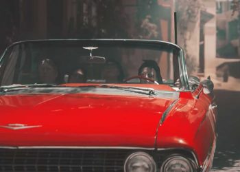 Το απίθανο video clip με τις Κρητικές γιαγιάδες ..τράπερς, και η ανακατασκευασμένη στην Πτολεμαΐδα από τους DUKES, πρώην βασιλική Cadillac