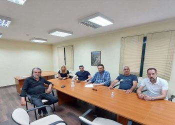 Σύσκεψη με εκπροσώπους επαγγελματικών σωματείων της Εορδαίας,  πραγματοποιήθηκε στο ΕΒΕ Κοζάνης, με θέμα τις συνέπειες της μεγάλης κακοκαιρίας της Δευτέρας