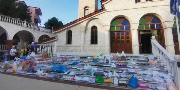 Πτολεμαΐδα: Δεκάδες φανουρόπιτες και πλήθος πιστών για τον εορτασμό του Αγίου Φανουρίου -ΦΩΤΟ από τον Άγιο Στέφανο και την Αγία Τριάδα