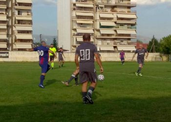 Το ποδόσφαιρο στην υπηρεσία της φιλανθρωπίας και των παιδιών – Για το ειδικό σχολείο Πτολεμαΐδας έπαιξαν οι Παλαίμαχοι του ΠΑΟΚ και της ΔΕΗ