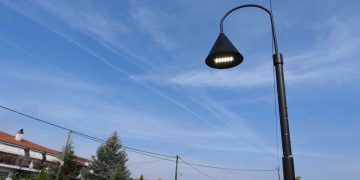 Εγκατάσταση νέων φωτιστικών σωμάτων στην είσοδο της Νεάπολης Βοΐου