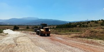 Προχωρούν οι εργασίες  των έργων υποδομής, στο Νέο Οικισμό Κομάνου του Δήμου Εορδαίας (ρεπορτάζ της Κούλας Πουλασιχίδου)