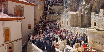 Με κάθε λαμπρότητα η Πατριαρχική Λειτουργία στην Παναγία Σουμελά του Πόντου- Tου Θεόφιλου Κωτσίδη