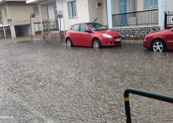 Πτολεμαΐδα: Δεκάδες κλήσεις στην Πυροσβεστική για αντλήσεις υδάτων – Διακοπές στην ηλεκτροδότηση