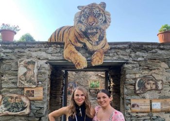 Αναδρομική Έκθεση Ψηφιδωτών «ΕΝΤΕΛΕΧΕΙΑ» στο Αρχοντικό Ιωάννη Βαρβαρούση στη Βλάστη