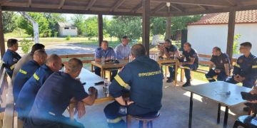 Συνάντηση Πυροσβεστών με τον βουλευτή ΝΔ Στ. Κωνσταντινίδη -Πάγιο αίτημα για την δημιουργία Ε.Μ.Α.Κ. στην περιοχή