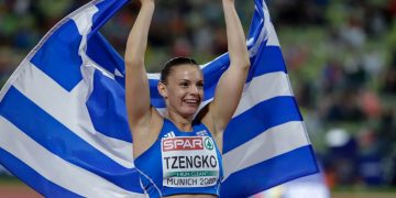 Θρίαμβος Τζένγκο: Χρυσή στον ακοντισμό του ευρωπαϊκού η 19χρονη με τρομερή βολή