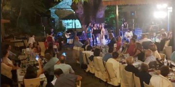 Με μεγάλη επιτυχία η θερινή συναυλία του Συλλόγου Βελβεντινές Φωνές