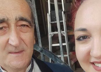 Η Κική Αποστολίδου από την Πτολεμαΐδα παρακολούθησε τα γυρίσματα της σειράς «Κόκκινο Ποτάμι» και μιλάει για εμπειρία ζωής