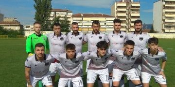 Με ήρωα τον τερματοφύλακα Μόσχο ο ΠΑΟ Κοίλων των 10 παικτών απέκλεισε στα πέναλτι (5-3) τον Εορδαϊκό εκτός έδρας