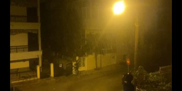 Ισχυρή καταιγίδα με αστραπές και βροντές στην Κοζάνη- VIDEO