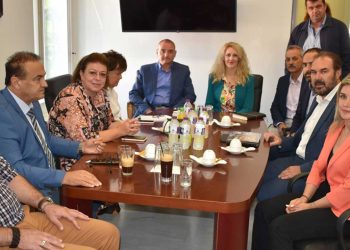 Συνάντηση του Δημάρχου Φλώρινας με την Υπουργό Πολιτισμού – Η διάσωση των νεοκλασικών κτιρίων το κυρίαρχο θέμα συζήτησης