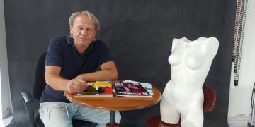 Συνέντευξη από “καρδιάς” του πολυβραβευμένου Κοζανίτη εικαστικού Θωμά Νεράντζη, του οποίου οι διακρίσεις έργων συνεχίζονται σε Διεθνείς Εκθέσεις Φωτογραφίας! (φώτο-βίντεο- ρεπορτάζ της Κούλας Πουλασιχίδου)