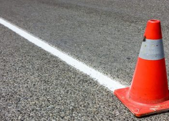 Π.Ε. Καστοριάς: συνεχίζονται οι παρεμβάσεις στο οδικό δίκτυο με εργασίες διαγράμμισης