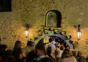 Πλήθος κόσμου στον εορτασμό της Ιεράς Μονής Γενεθλίου της Θεοτόκου Κλεισούρας Καστοριάς!(φώτο- βίντεο- ρεπορτάζ της Κούλας Πουλασιχίδου)