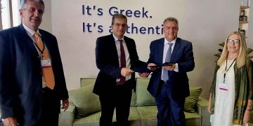 Υπογραφή μνημονίου συνεργασίας μεταξύ Πανεπιστημίου Δυτικής Μακεδονίας και ΣΕΒΕ