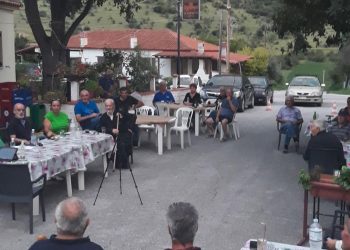 “Τα παράπονα στο Δήμαρχο”: Μεγάλη συμμετοχή, άψογη φιλοξενία και πάνω από όλα αξιοπρέπεια, στην τήρηση της διαδικασίας, που αποτελεί οδηγό στις δημόσιες συγκεντρώσεις αναδείχθηκαν χθες βράδυ στις Γούλες