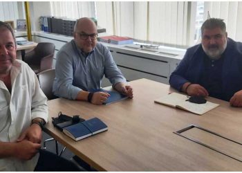 Συνάντηση του Δημάρχου Εορδαίας Παναγιώτη Πλακεντά με τον διευθύνοντα σύμβουλο της ΔΕΔΑ Α.Ε. Μάριο Τσάκα-Λαϊκή συνέλευση θα πραγματοποιηθεί την Δευτέρα 12/9 στον Περδίκκα