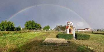 Υπέροχη εικόνα με το ουράνιο τόξο, λίγο μετά την έντονη βροχόπτωση, κάπου στα Δυτικά της Πτολεμαΐδας! (φώτο-βίντεο)