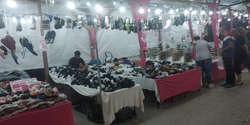 Ξεκίνησε η εμποροπανήγυρη της Πτολεμαΐδας – Σουβλάκια, χαλβάς, λούνα παρκ και πάγκοι με εμπορεύματα (φωτό)