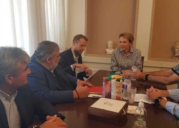 Α. Σδούκου από την Πτολεμαΐδα: «Η περιοχή θα χρειαστεί να σηκώσει το βάρος της ασφαλούς ενεργειακής τροφοδοσίας» – Συνάντηση με τον Δήμαρχο Εορδαίας Π. Πλακεντά