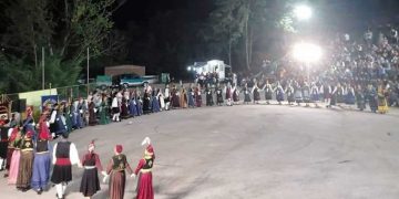 Ο Μητροπολίτης Σισανίου και Σιατίστης, σέρνει τον Τρανό Χορό- Με επιτυχία το 2ο Παμβοϊακό Αντάμωμα Χορευτικών Συλλόγων(VIDEO- ΦΩΤΟ)