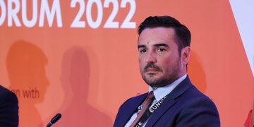 Αριστοτέλης Χαντάβας (Enel Green Power) στο Southeast Europe Energy Forum 2022: «Άμεση η ανάγκη θέσπισης νομοθετικού πλαισίου για την υβριδοποίηση των έργων ΑΠΕ και τη βελτιστοποίηση του ήδη υπάρχοντος για το repowering»