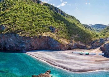 5.000 επιταγές κοινωνικού τουρισμού ενεργοποιήθηκαν τον Σεπτέμβριο – Ξανά «πρωταθλήτρια» η Εύβοια