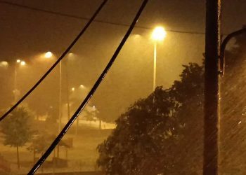 Εικόνες από τη  χθεσινοβραδινή θεομηνία , στην Πτολεμαΐδα! (βίντεο)