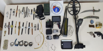 Εορδαία: 40χρονος αλλοδαπός «μπούκαρε» σε σπίτια κάνοντας κλοπές – Συνελήφθη από την Αστυνομία