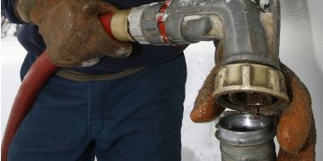 Επίδομα θέρμανσης: Αλλάζουν τα περιουσιακά κριτήρια, αυξάνονται τα ποσά – Ποιοι θα λάβουν έως 1600 ευρώ