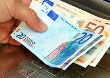 Ποια επιδόματα καταβάλλονται σήμερα – Μπαράζ πληρωμών από ΕΦΚΑ, ΔΥΠΑ και ΟΠΕΚΑ έως την Παρασκευή