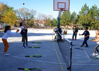 Επίσκεψη Ομίλου Αντισφαίρισης Πτολεμαΐδας στο Δημοτικό Σχολείο Πύργων